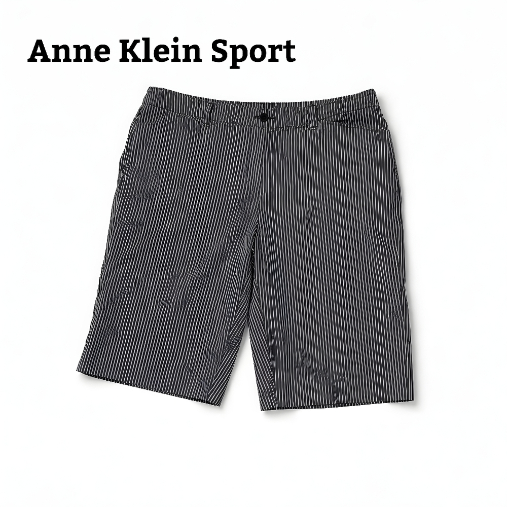 Anne Klein Sport | Black & White Stripe Bermuda Shorts Size 8